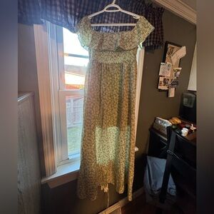 Never worn off the shoulder summer dress!